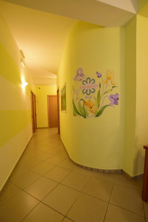 Green Garden image 6